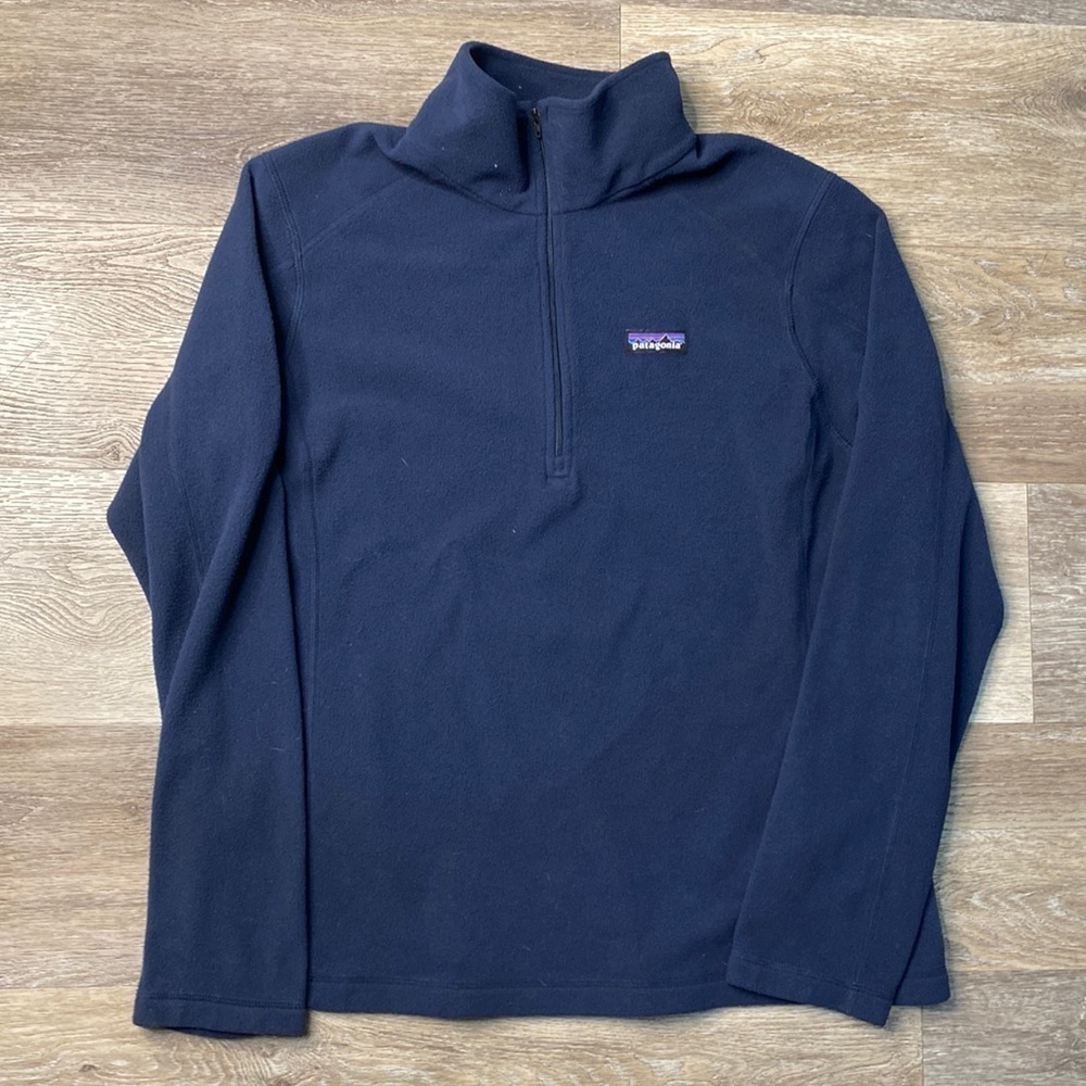 Patagonia women’s XL navy blue zip up jacket